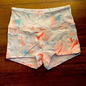 Buffbunny shorts with pockets!